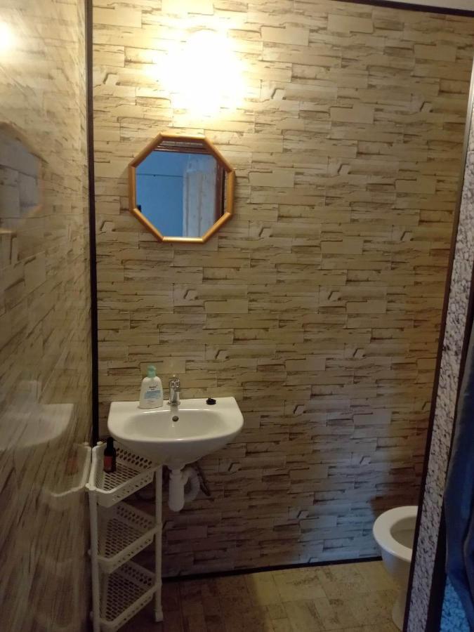 Apartman Police Nad Metuji Apartment Exterior photo